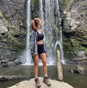 Meet your Posher, Vera